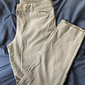 Old Navy Pixie Chinos